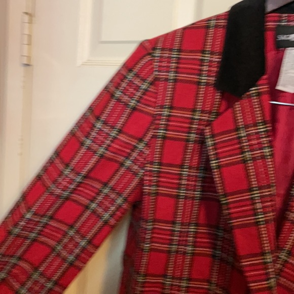 Sag Harbor Petite wool red plaid blazer size 10 40% wool 1 button front, lined - Picture 4 of 10